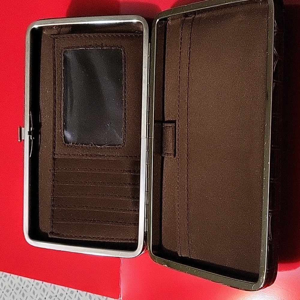 Wallet - Picture 6 of 10